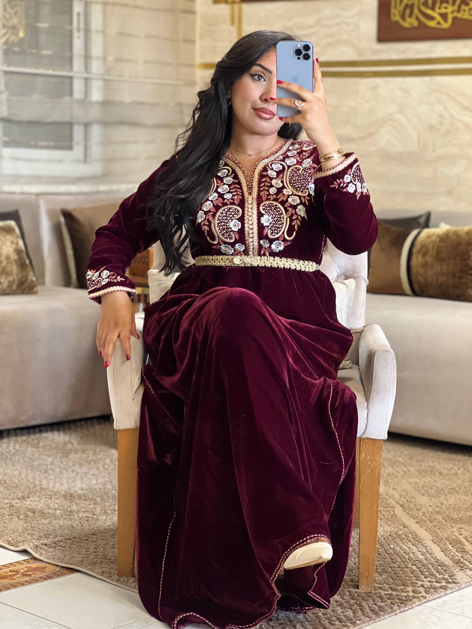 قفطان هماوي راقي بذوق الأميرات